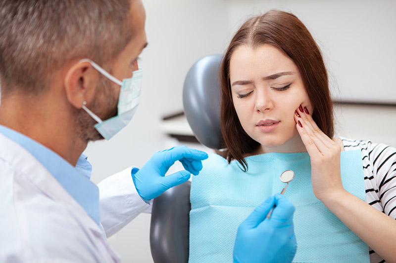 Emergency-Dentistry Dr. Peter Servinis